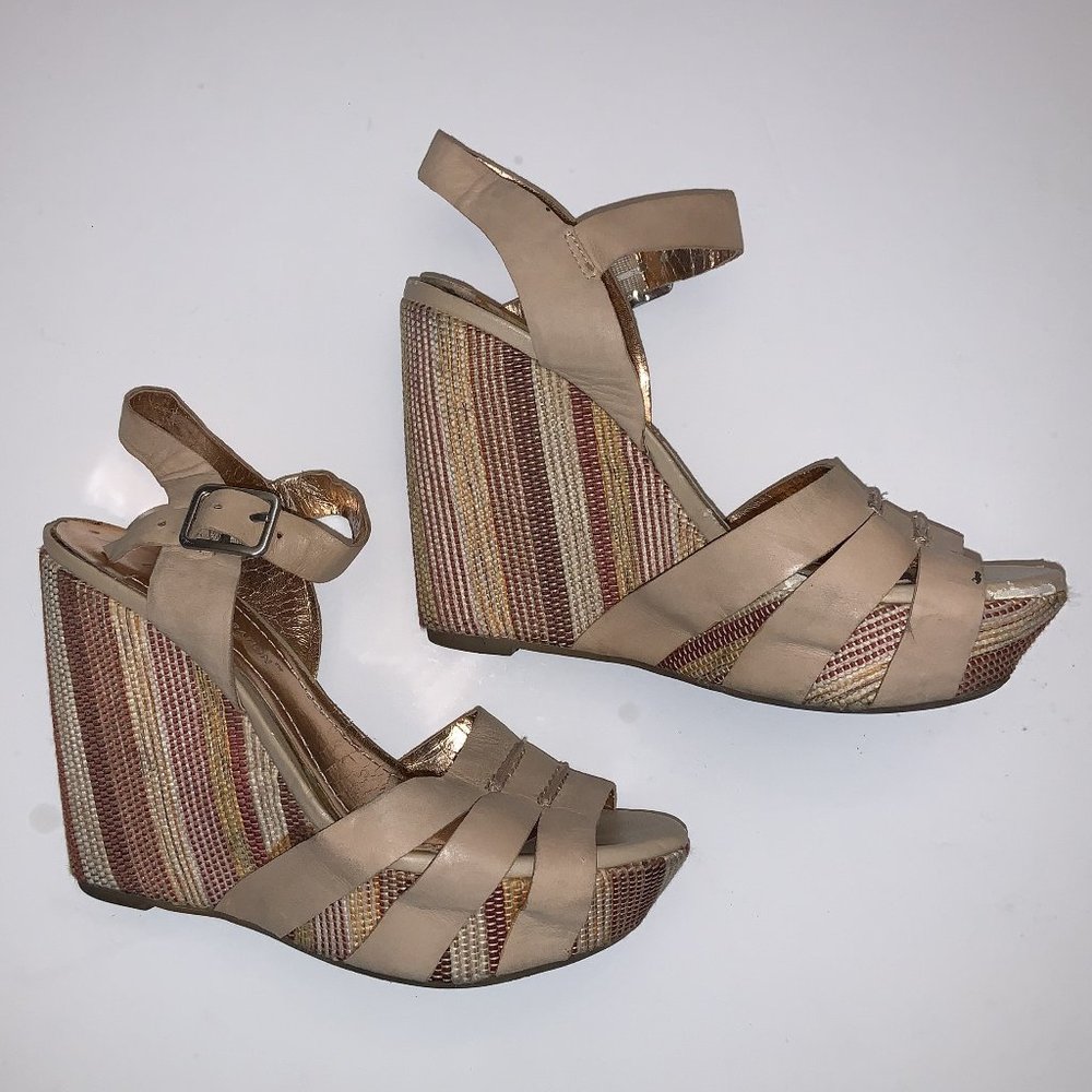 BCBGeneration Beige Striped T-Strap Wedge Platform Shoes 6